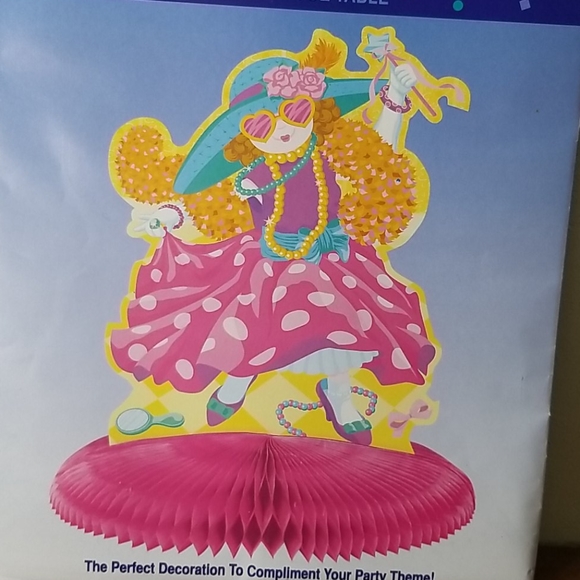 👒💲2️⃣ 👒❗Dressy Diva Honeycomb Centerpiece - Picture 3 of 5